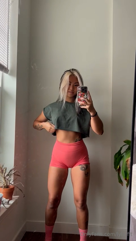 Lyla.fit Slutty cam girl video Onlyfans  so hot