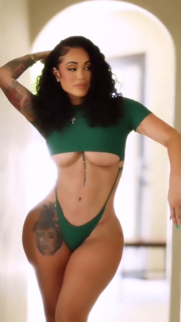 Telli Swift Nude Body Erotic so Hot – Onlyfans video